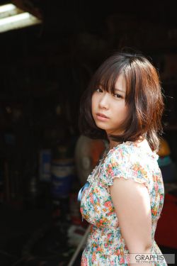 漂亮的保姆3在线播放免费观看